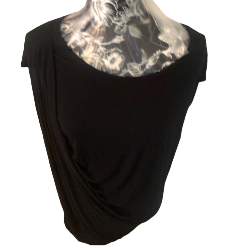 Vince Camuto size XL black sleeveless crew neck tee stretch